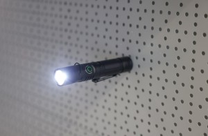 Latarka akumulatorowa LED FlexFire, z kablem USB, 1000 lm, Kerbl Works