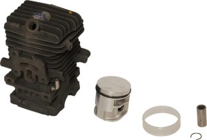 Cylinder silnika kpl.