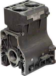 Blok cylindrowy silnika POLSKI, pasuje do C-330 42012067