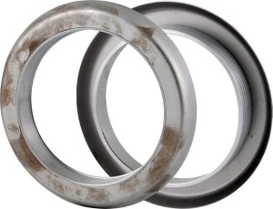 Odrzutnik oleju tylny do C-360 46503140